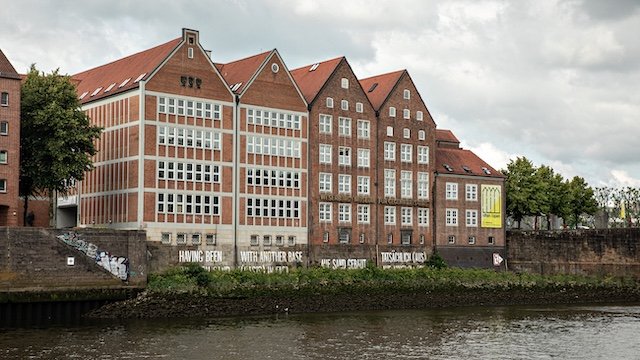 Das Gebäude der Weserburg an der Weser in Bremen.